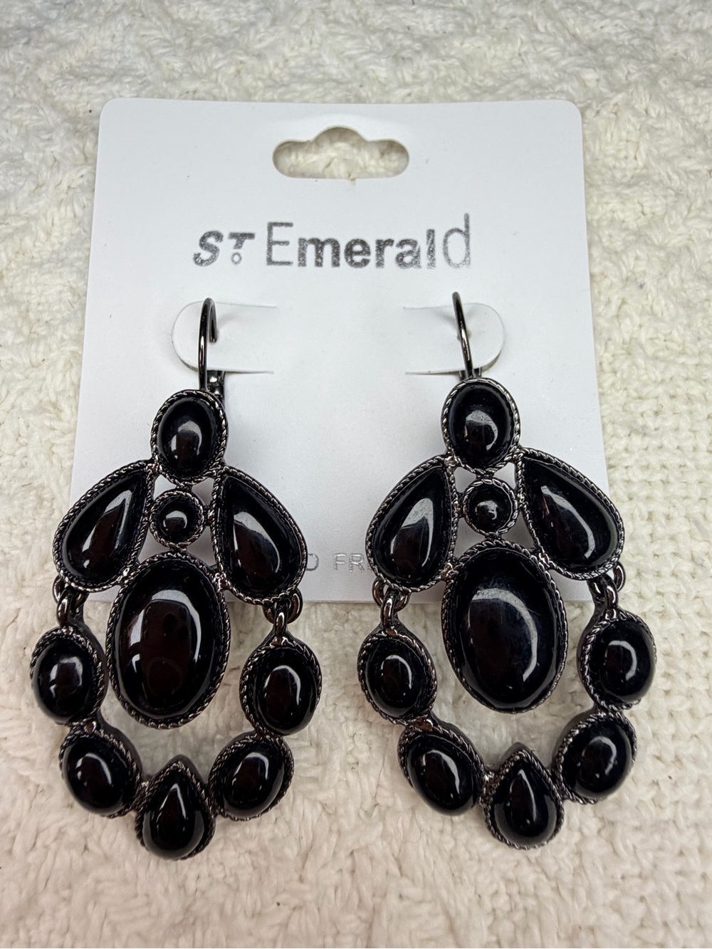 Emerald Black Oval Teardrop Chandelier Earrings